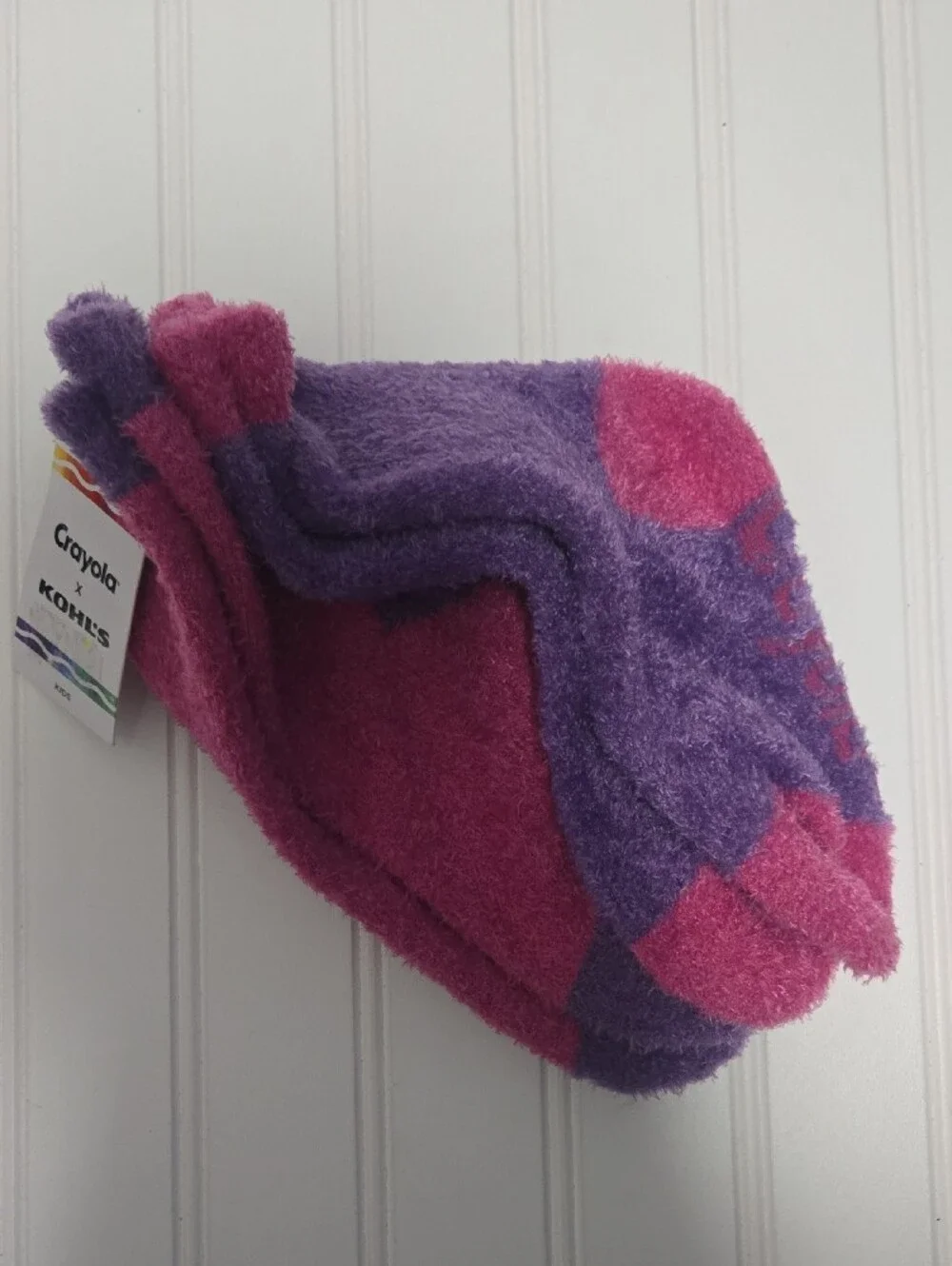 New Crayola Sets: Kid Socks in Size 7-8.5 & Adult Hat-Mittens